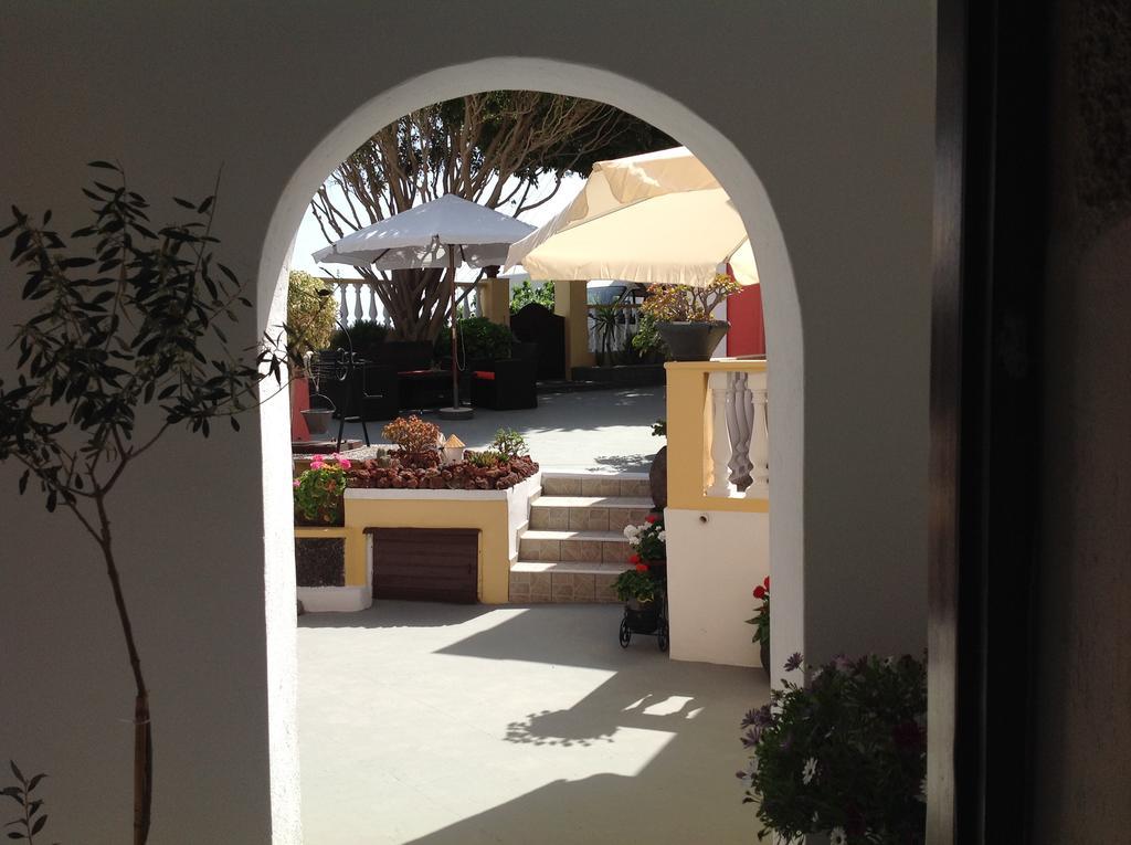 Hotel Pansion Zaharoula Fira  Exterior foto